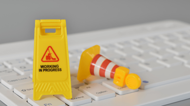 Tausenden Unternehmen droht Abschaltung ihrer Webseiten Tausenden Unternehmen droht Abschaltung ihrer Webseiten